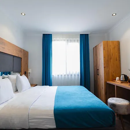 호텔 Berlin 4*