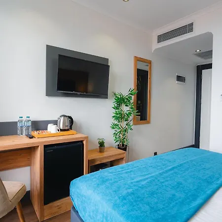 Berlin Otel 4*