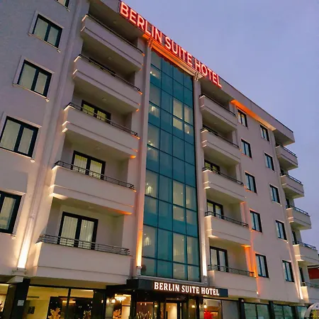 Отель Berlin 4*