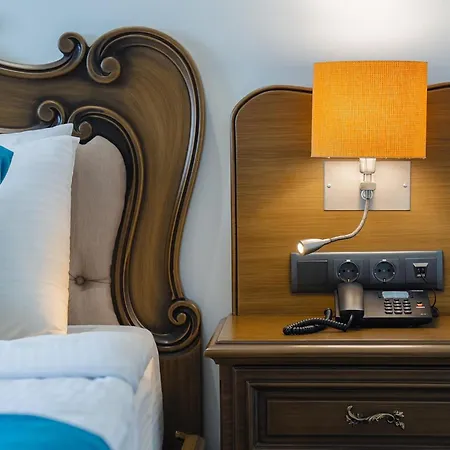 Berlin Hotel 4*